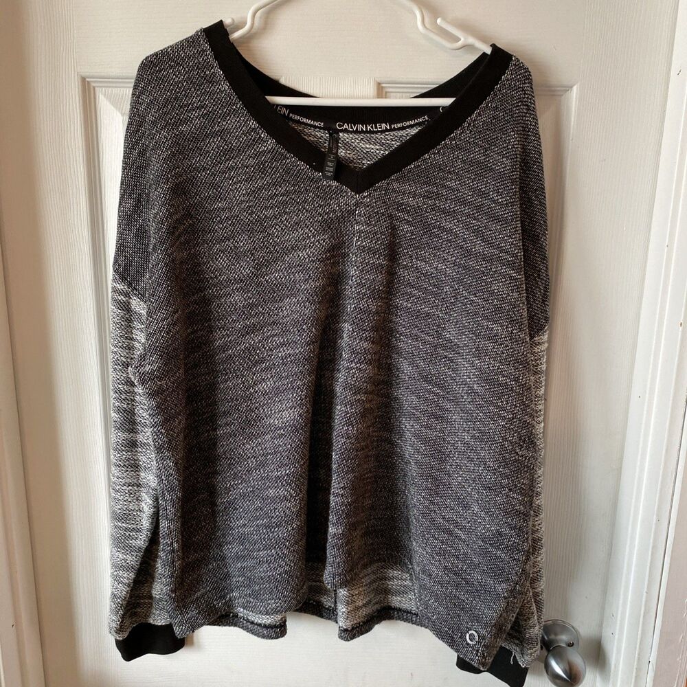 Calvin Klein Performance Sweater Women’s Size 1X V Neck Long Sleeve Pullover